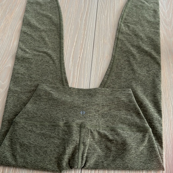 TaviCloud High Waisted Tight - Picture 4 of 6